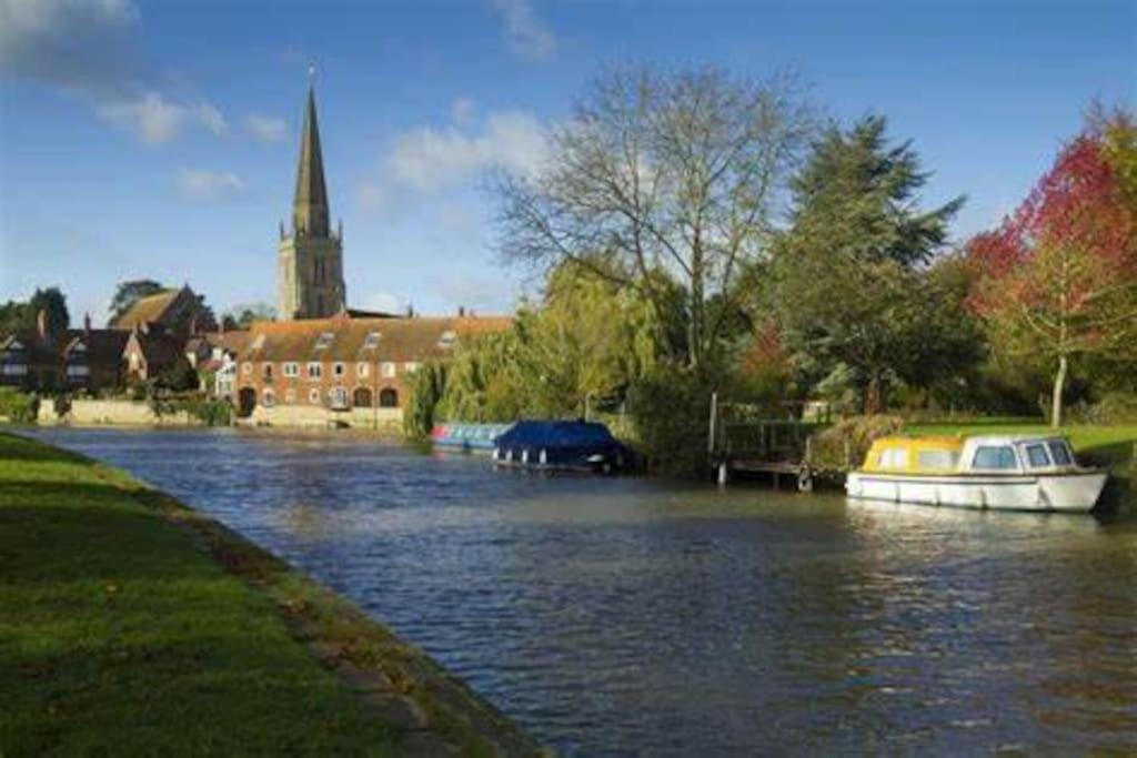 1 Bedroom Flat Sleeps 4 In Abingdon Oxfordshire Zewnętrze zdjęcie