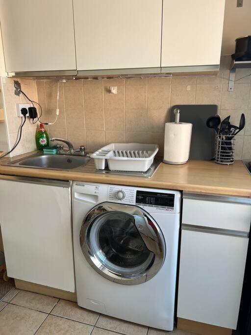 1 Bedroom Flat Sleeps 4 In Abingdon Oxfordshire Zewnętrze zdjęcie