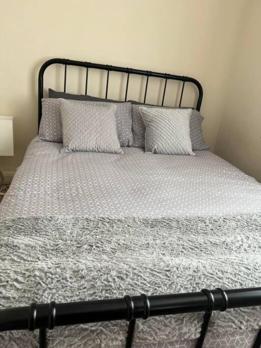 1 Bedroom Flat Sleeps 4 In Abingdon Oxfordshire Zewnętrze zdjęcie
